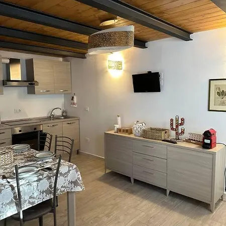 Casa Indipendente In Un Bellissimo Borgo * SantʼIppolito