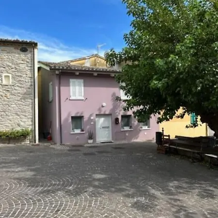 Casa Indipendente In Un Bellissimo Borgo * SantʼIppolito